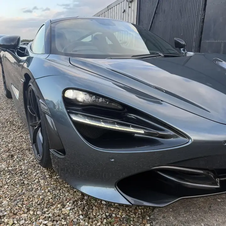 Mclaren 720S 2017 photo 5