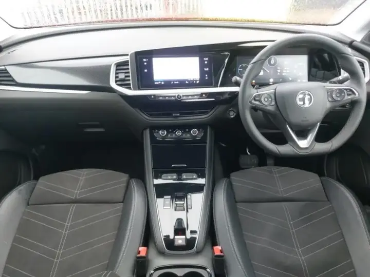 Vauxhall Grandland 2025 photo 3