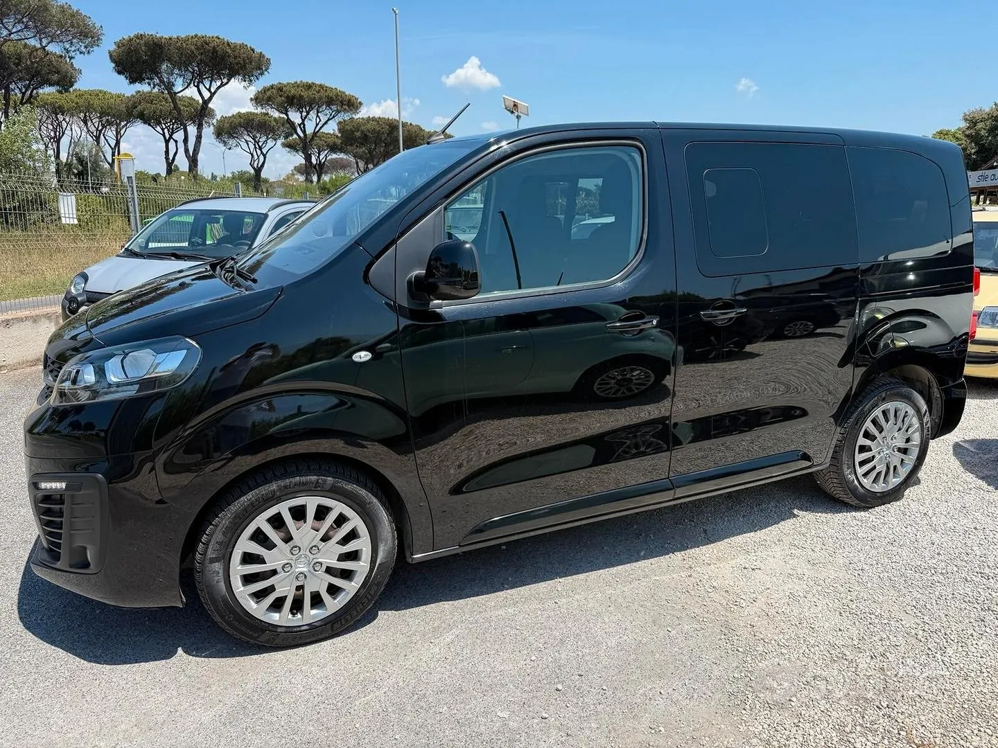 Opel Zafira Life 2020 photo 2