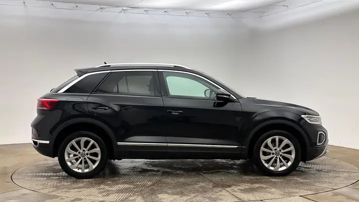 Volkswagen T-Roc 2022 photo 3