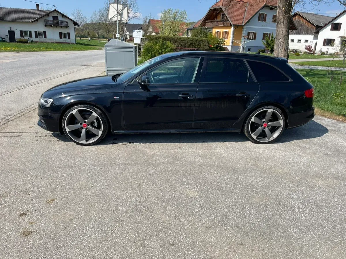 Audi A4 2014 photo 3
