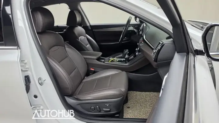Hyundai Grandeur Ig 2018 photo 2
