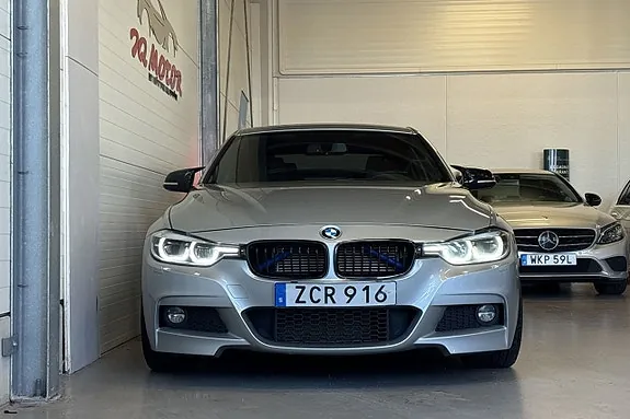 BMW 330E 2018 photo 3