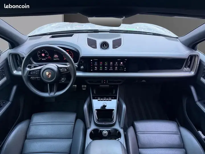 Porsche Cayenne 2024 photo 2