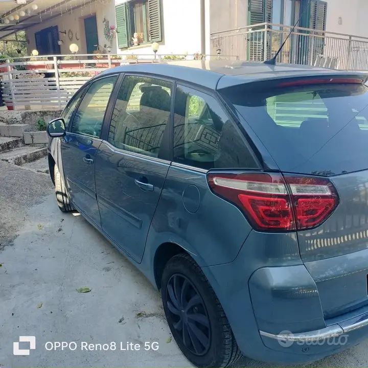 Citroen C4 Picasso 2011 photo 4