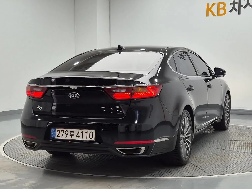 Kia K7 2017 photo 3