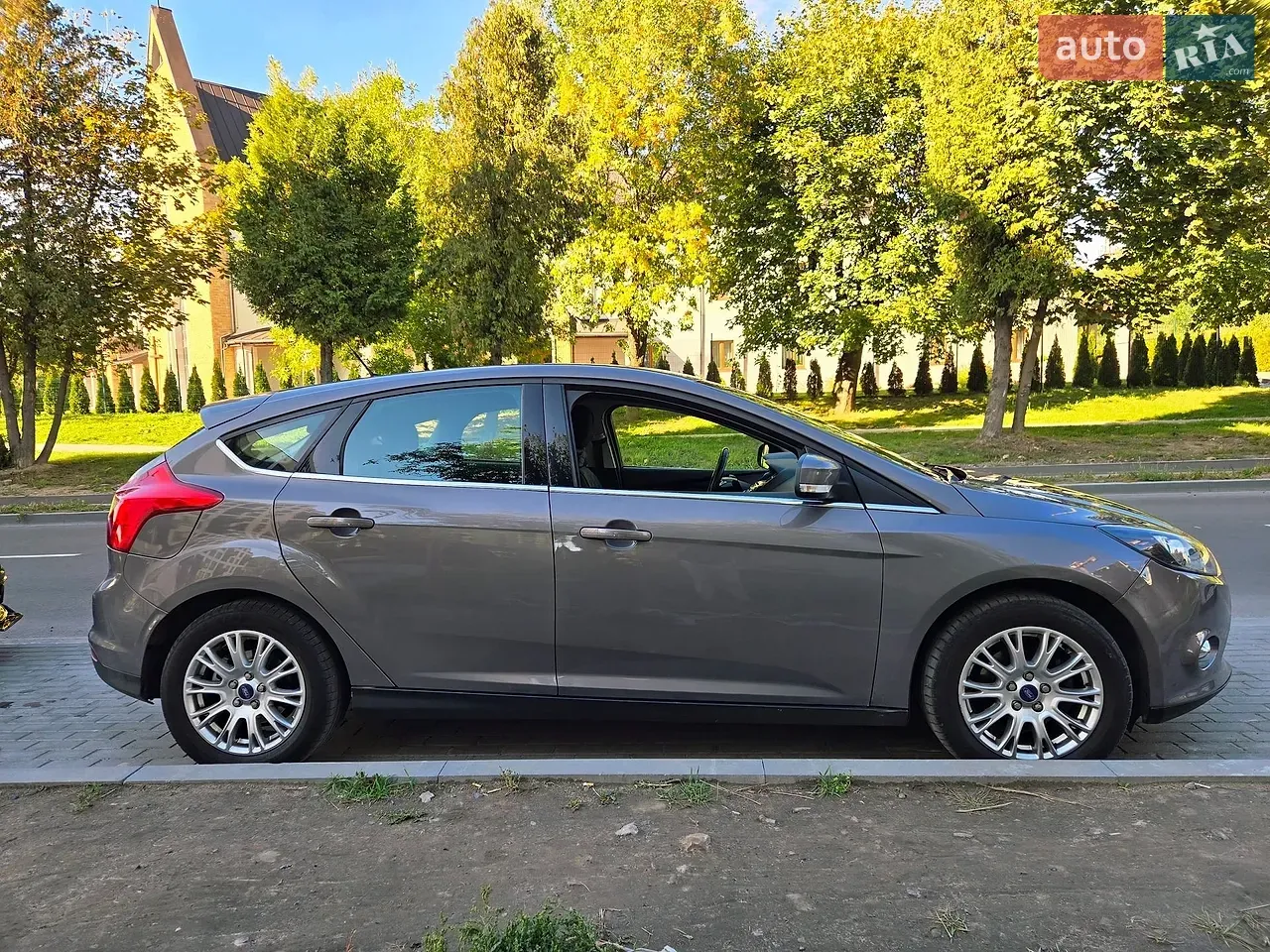 Ford Focus 2011 photo 5