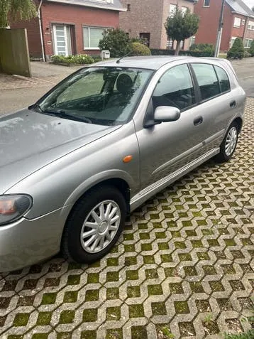 Nissan Almera
