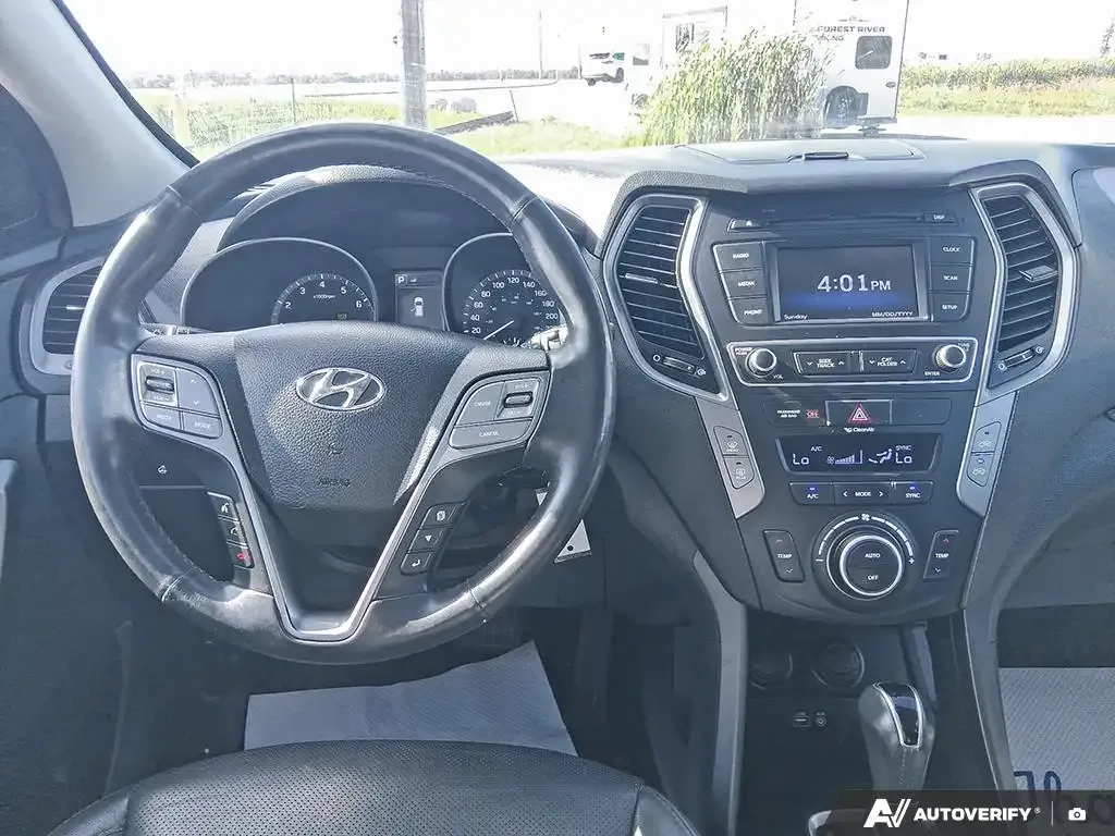 Hyundai Santa Fe 2017 photo 5