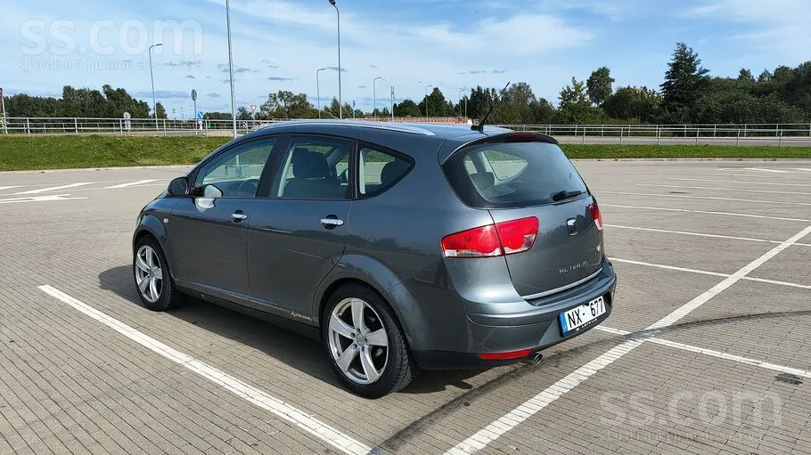 Seat Altea 2012 photo 3