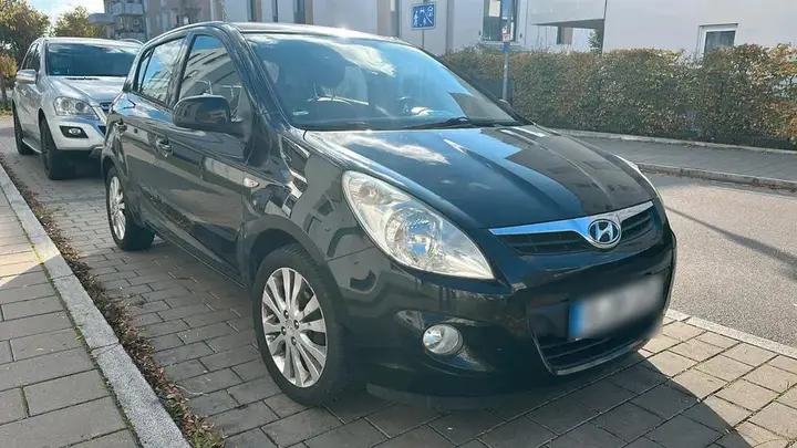 Hyundai I20