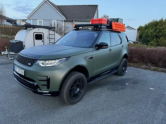Land Rover Discovery 2017 photo 4