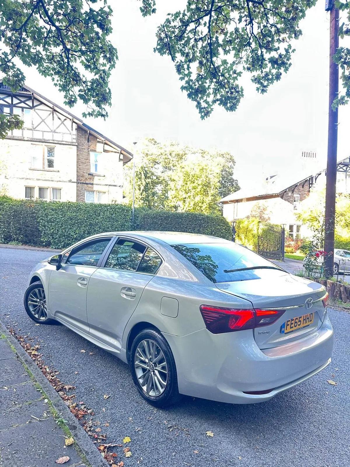 Toyota Avensis 2015 photo 3
