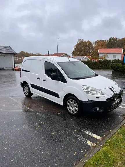 Peugeot Partner 2009 photo 2
