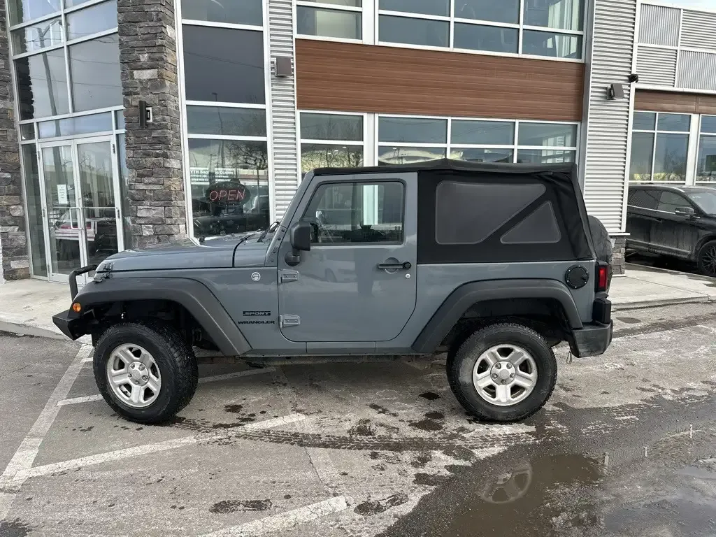 Jeep Wrangler 2015 photo 2