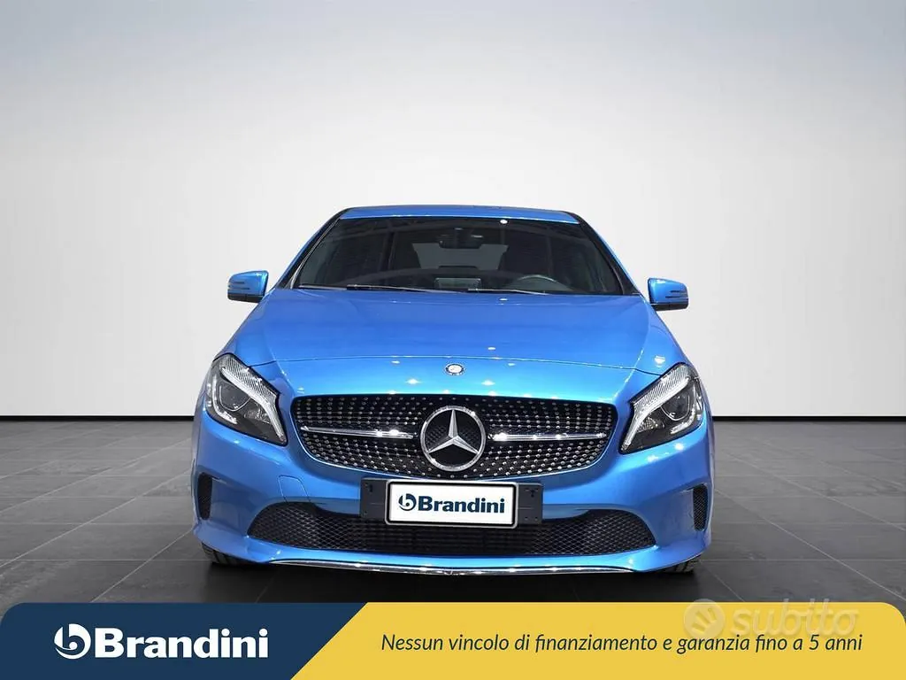 Mercedes-Benz A 2016 photo 3