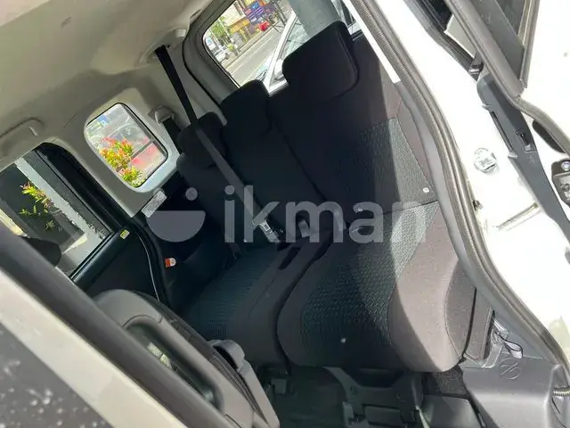 Toyota Roomy 2026 photo 4