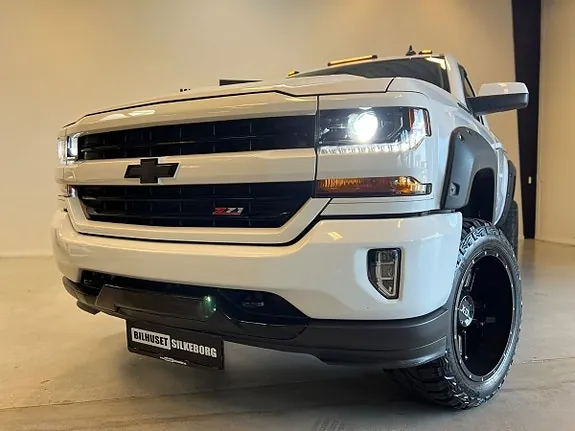 Chevrolet Silverado 1500 2016 photo 2
