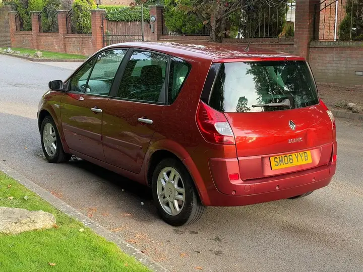 Renault Scenic 2008 photo 4