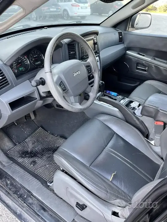 Jeep Grand Cherokee 2006 photo 4