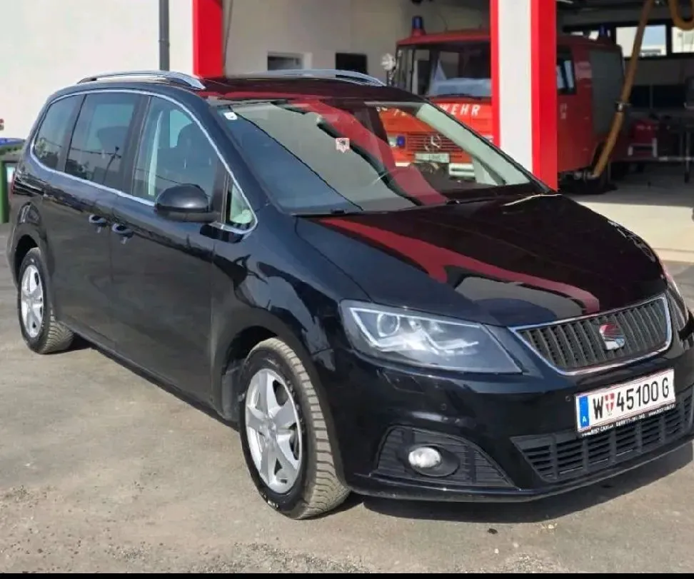 Seat Alhambra 2012 photo 3