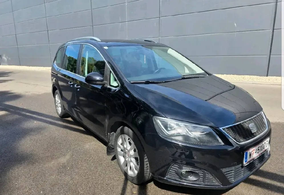 Seat Alhambra 2012 photo 2