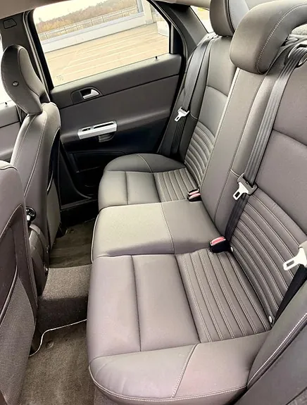 Volvo S40 2012 photo 4