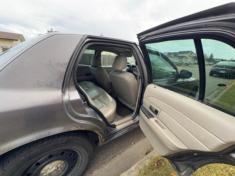 Ford Crown Victoria 2007 photo 4