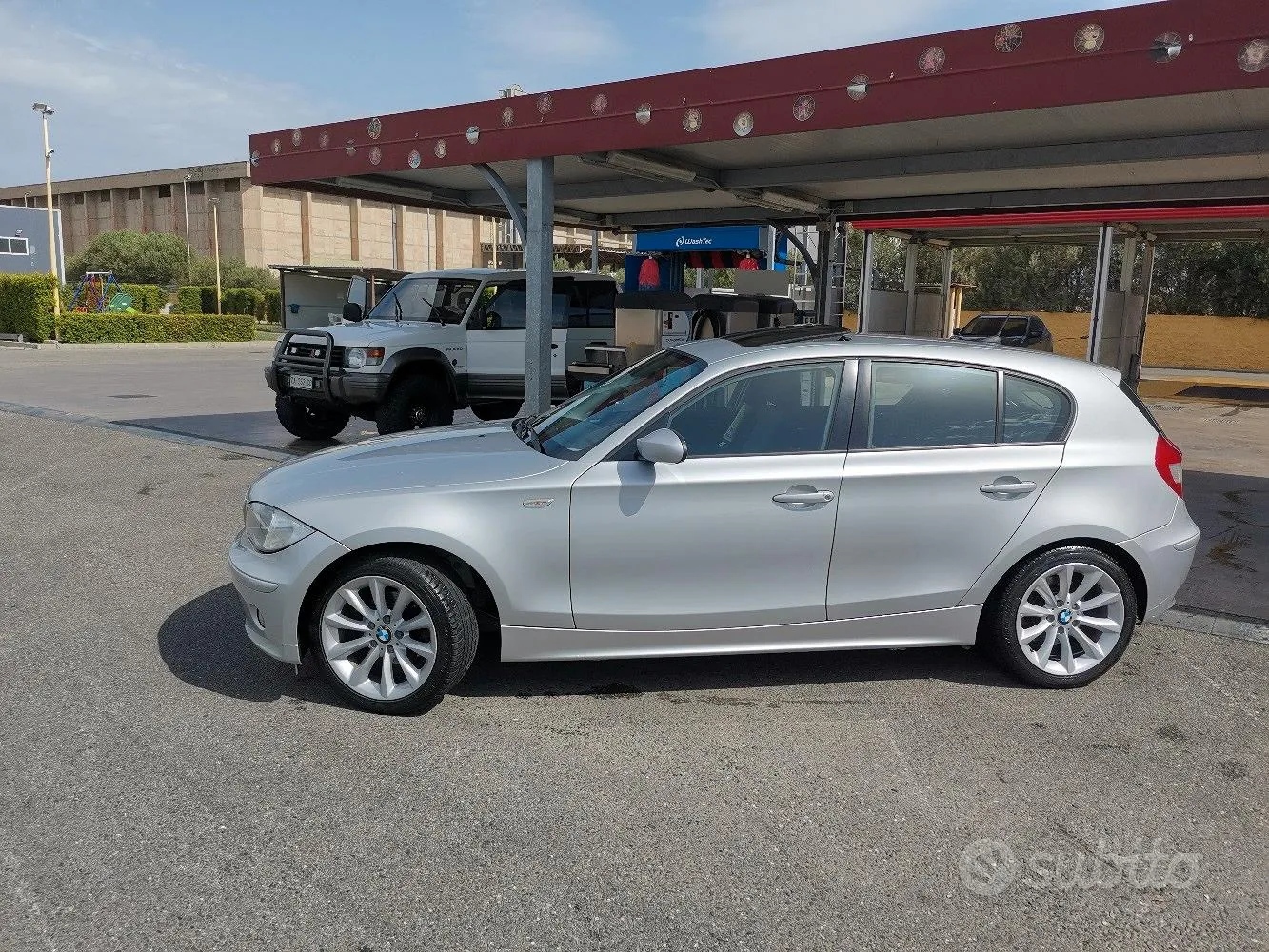 BMW 1 Series 2021 photo 2