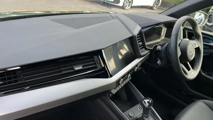 Audi A1 2026 photo 2