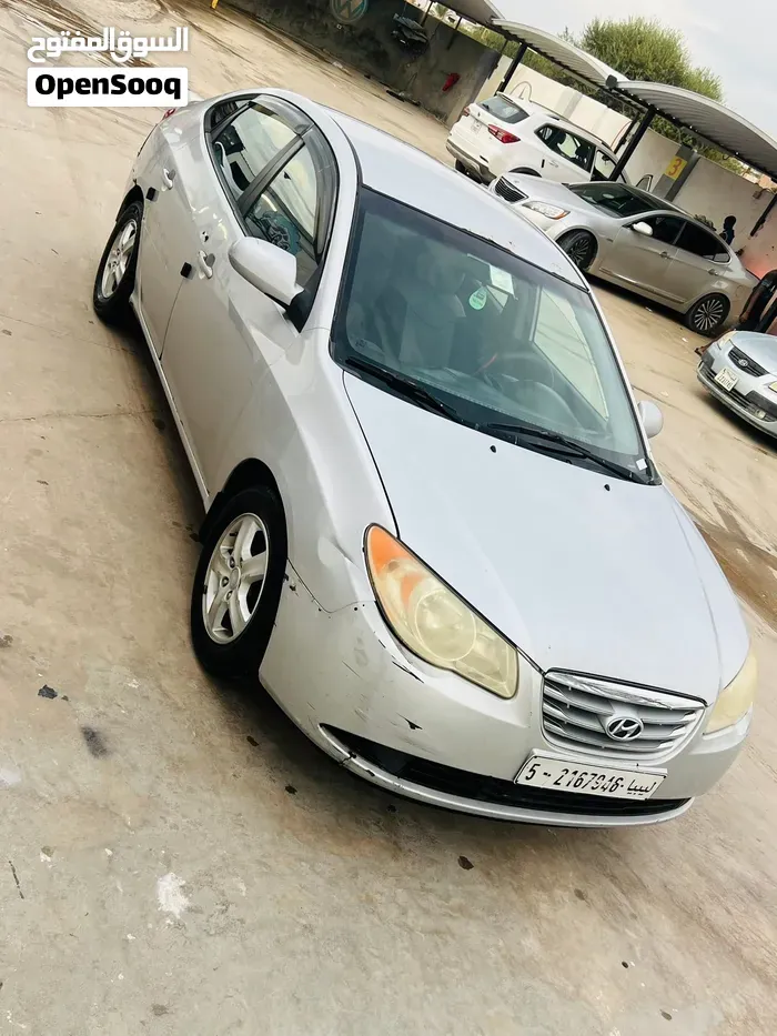 Hyundai Elantra 2010 photo 3