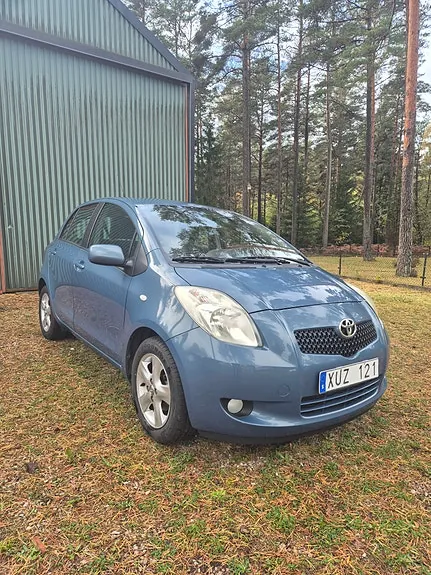 Toyota Yaris 2006 photo 2