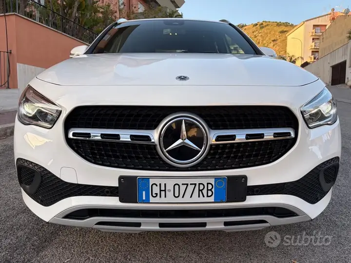 Mercedes-Benz Gla 2022 photo 2