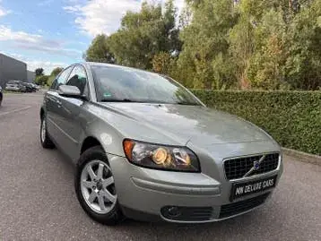 Volvo S40