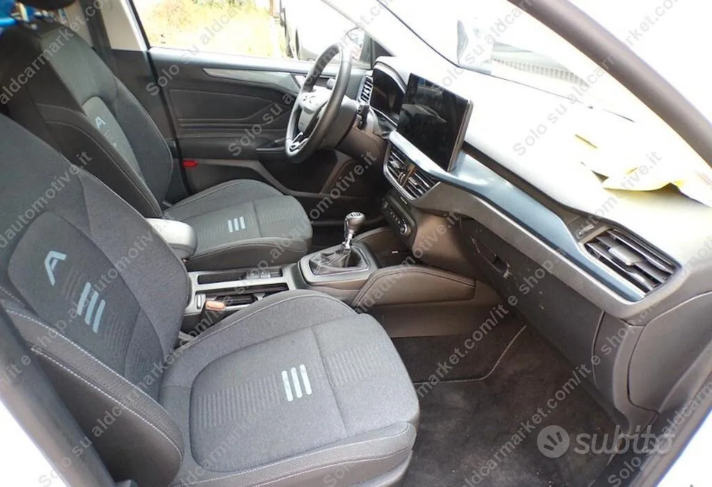 Ford Focus 2022 photo 5