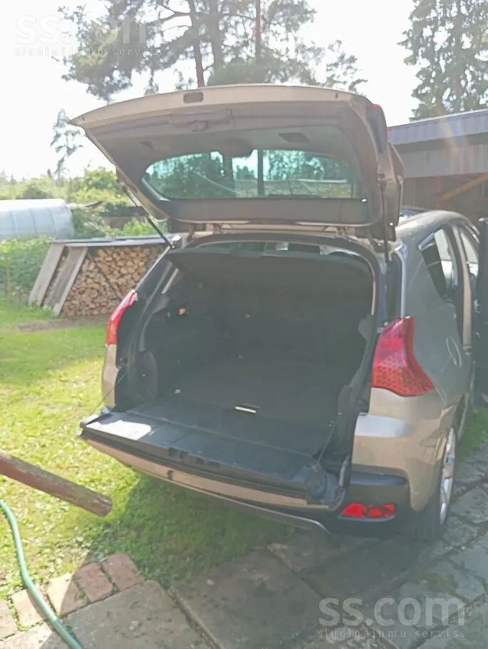 Peugeot 3008 2010 photo 5