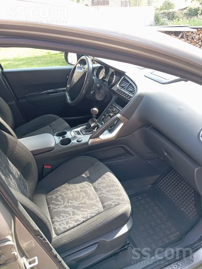 Peugeot 3008 2010 photo 2