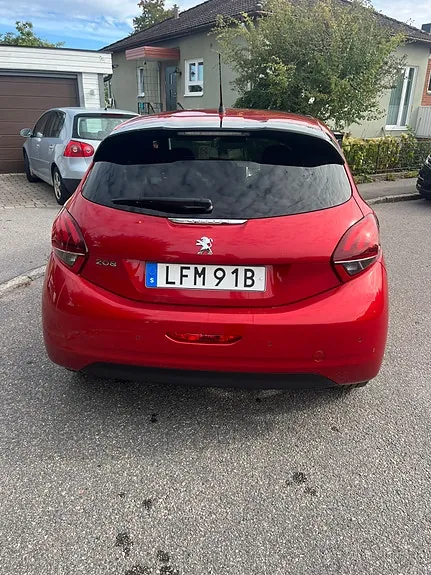 Peugeot 208 2019 photo 5