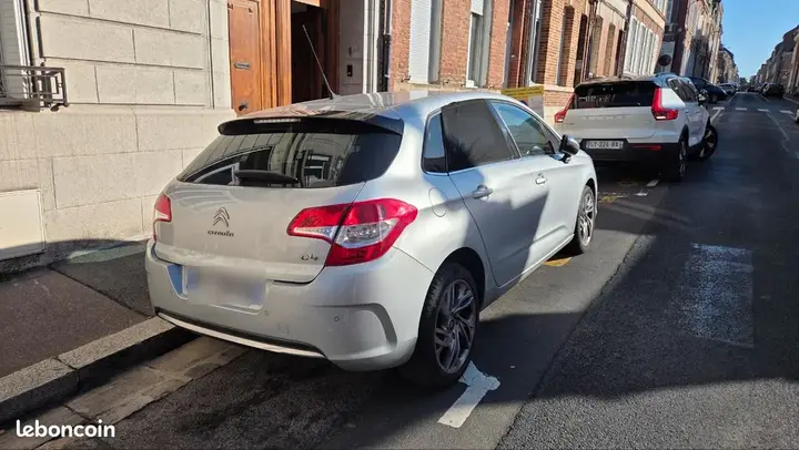Citroen C4 2014 photo 2