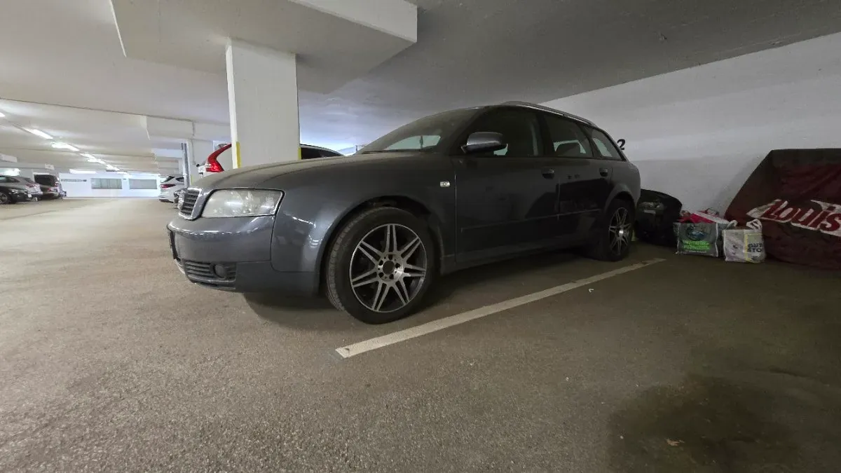 Audi A4 2003 photo 3