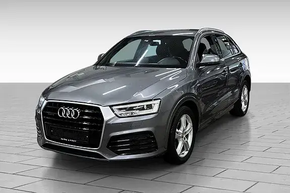 Audi Q3 2015 photo 2