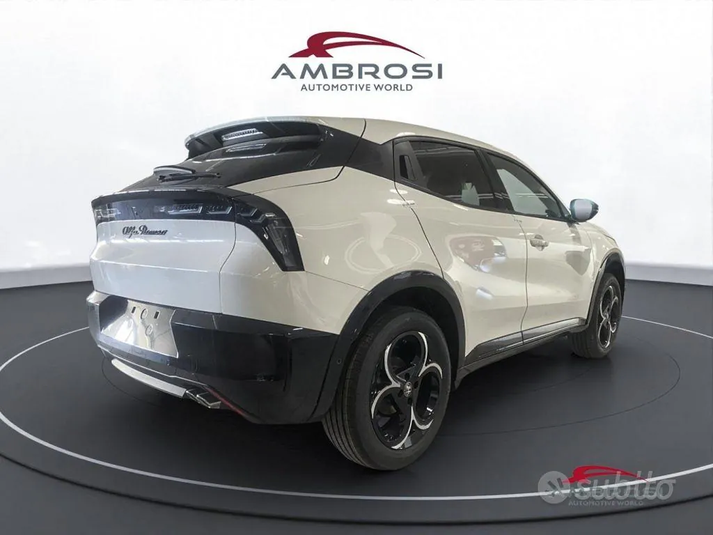 Alfa Romeo Junior 2026 photo 4