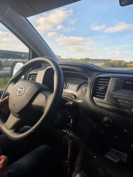 Toyota Proace 2019 photo 2