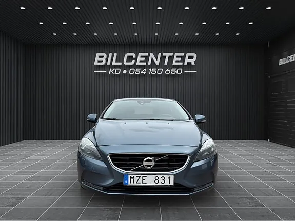 Volvo V40 2013 photo 2
