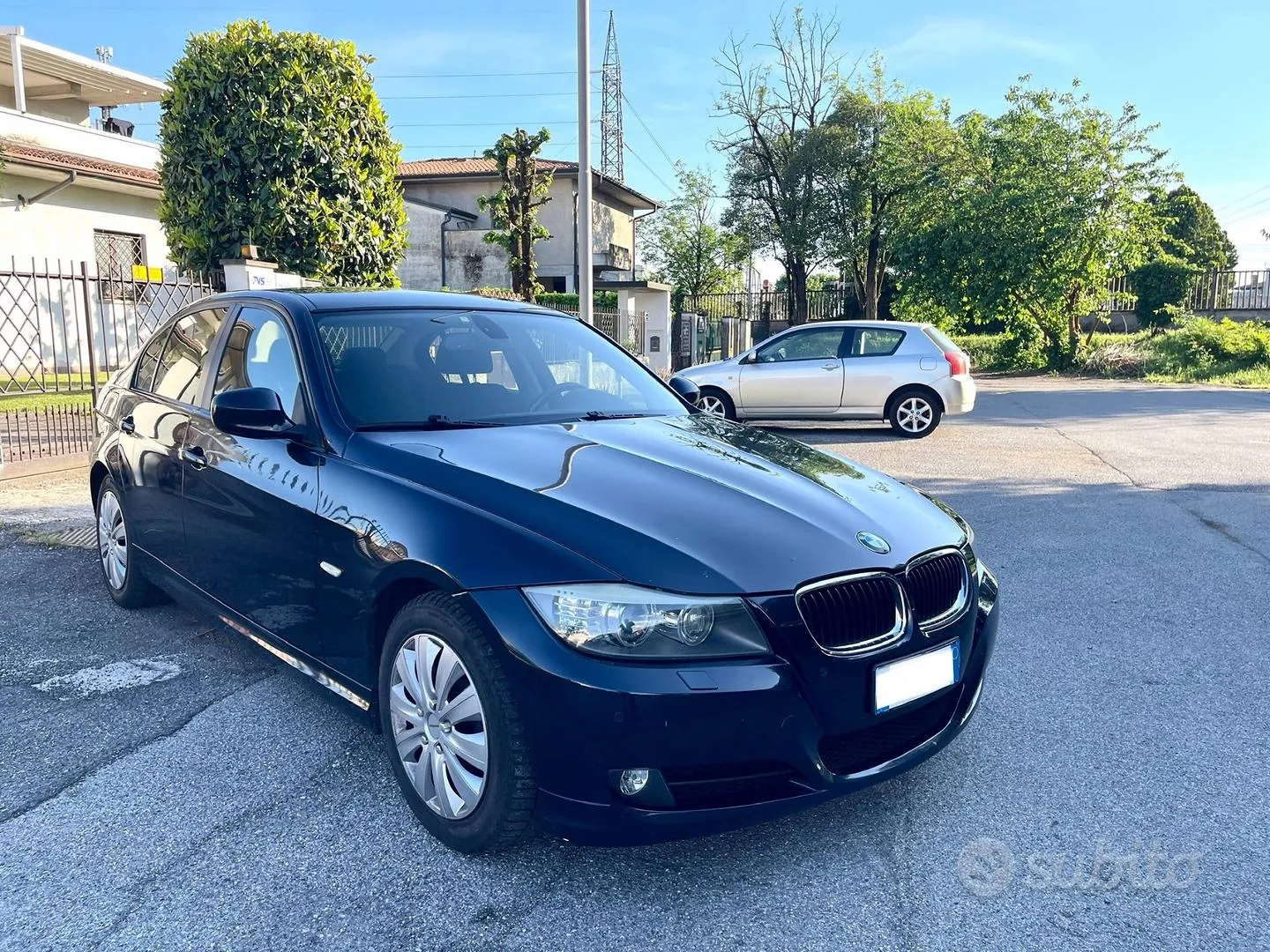 BMW 320D 2009 photo 5
