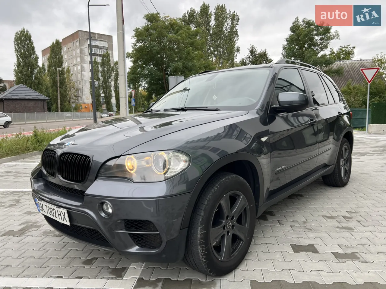 BMW X5 2011 photo 2