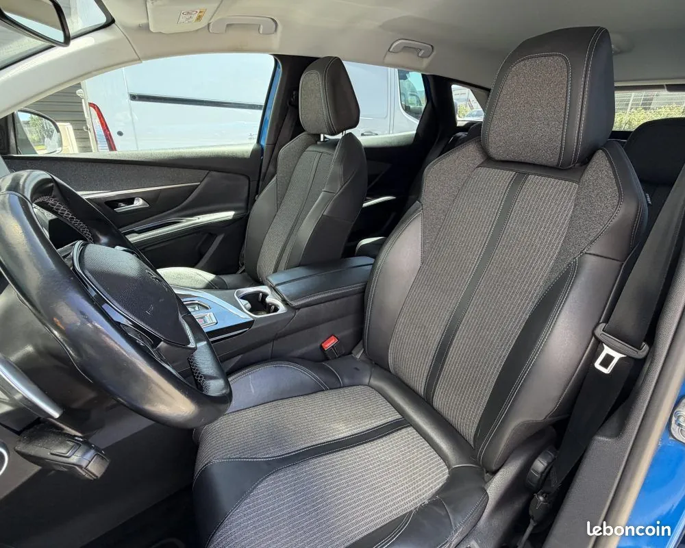 Peugeot 3008 2021 photo 3