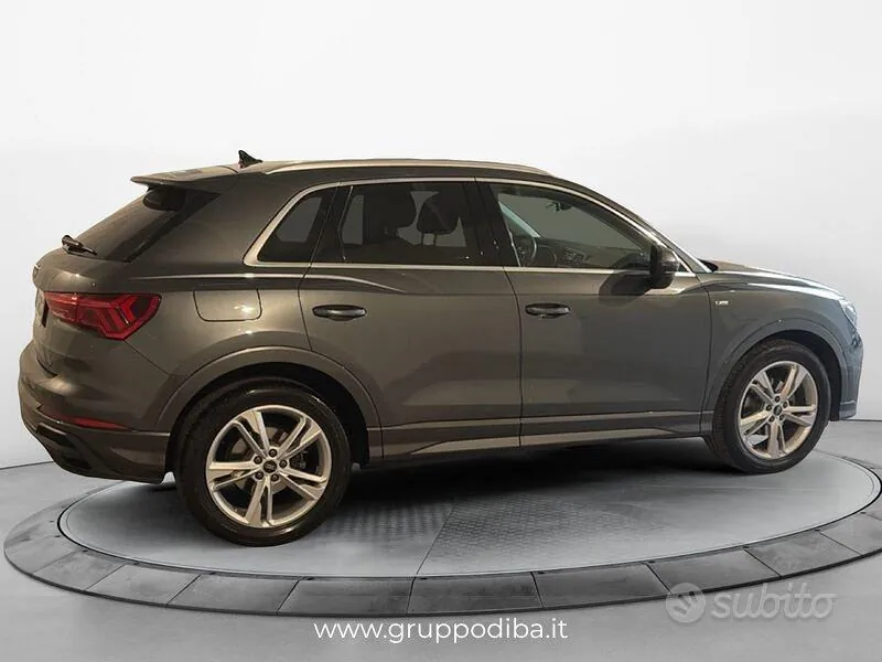 Audi Q3 2022 photo 4