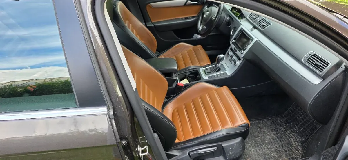 Volkswagen Passat 2012 photo 3