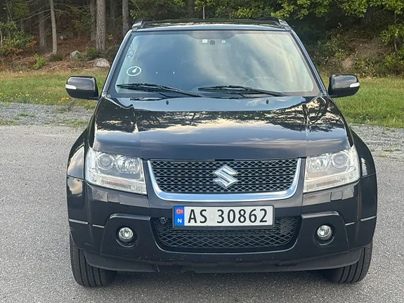 Suzuki Grand Vitara 2012 photo 2